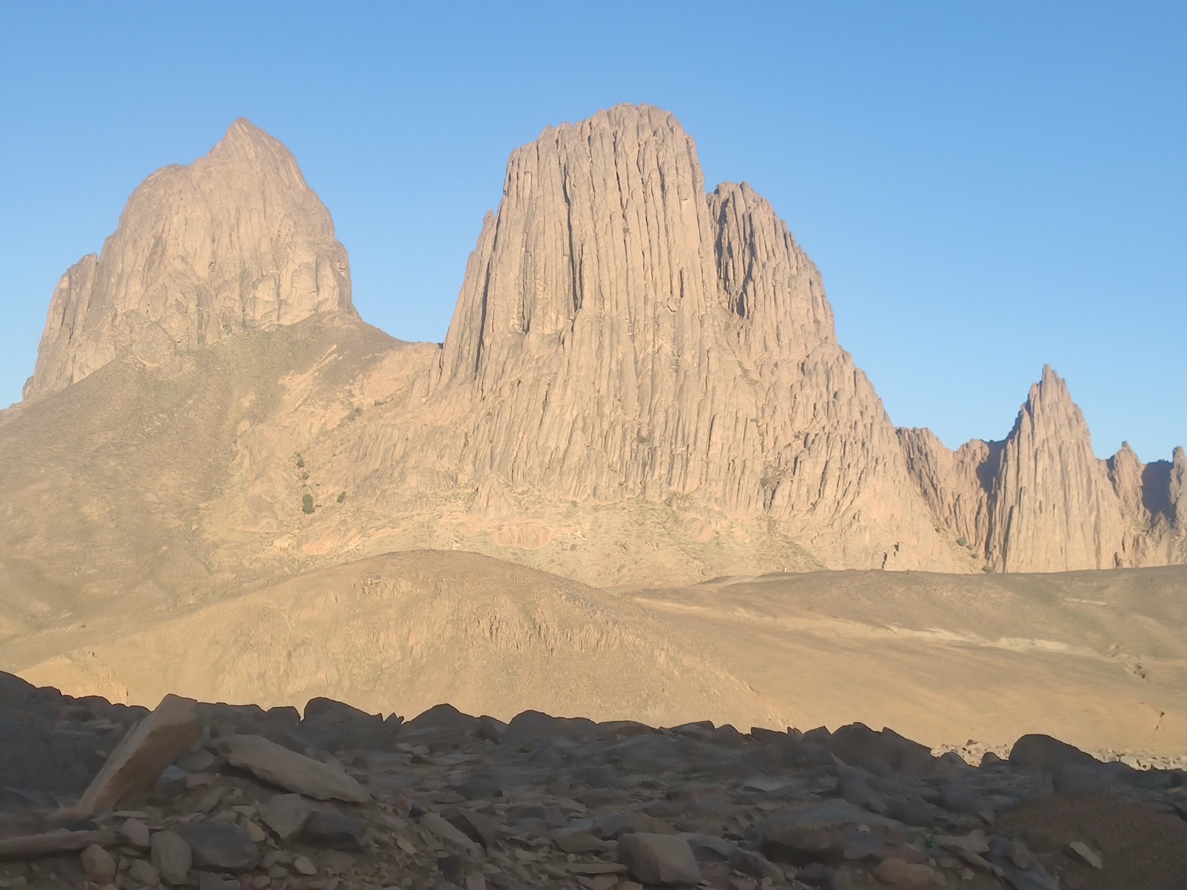 Algeria — Ahaggar / Hoggar Mountains: Essential Day-Hikes