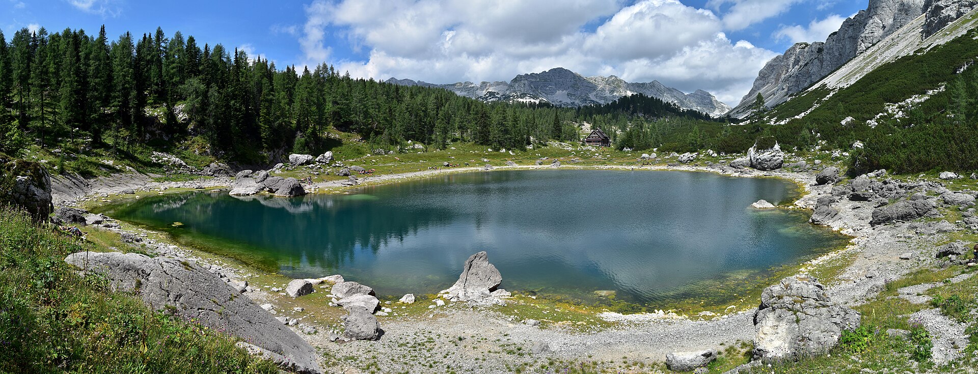 Dvojno triglavsko jezero panorama