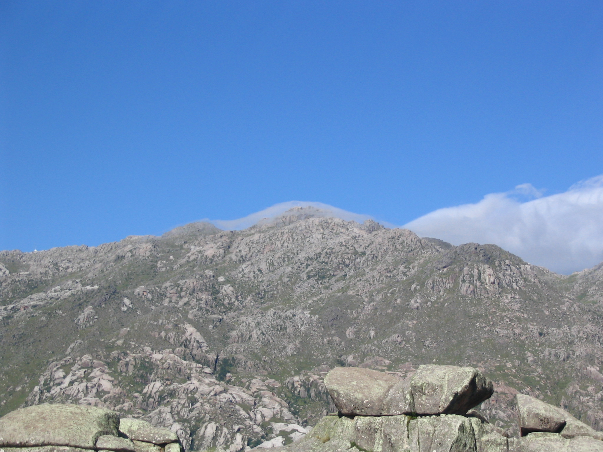 Argentina — Comechingones & San Luis Highlands: Essential Day-Hikes