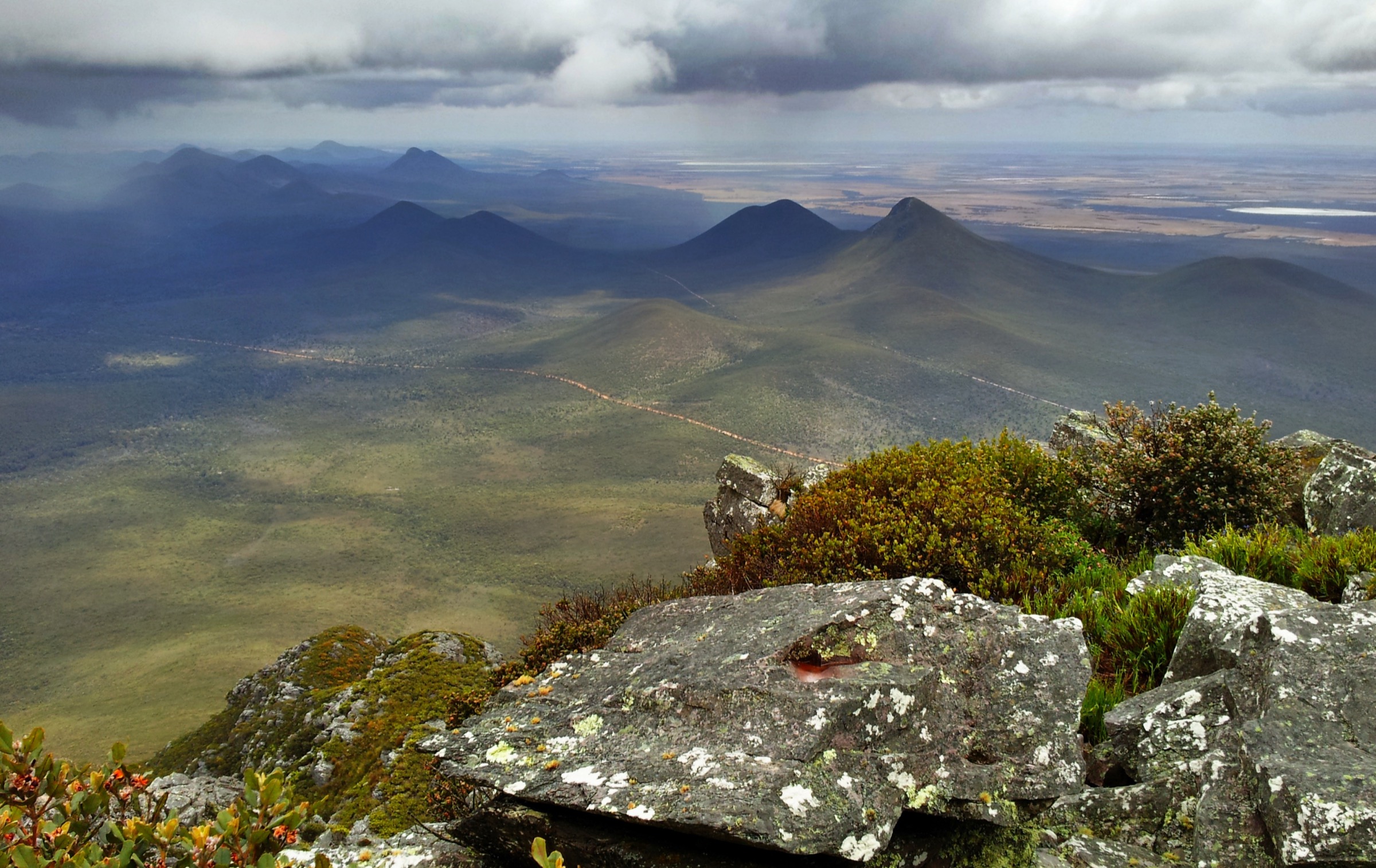 Australia — Central Stirling Range: Essential Day-Hikes