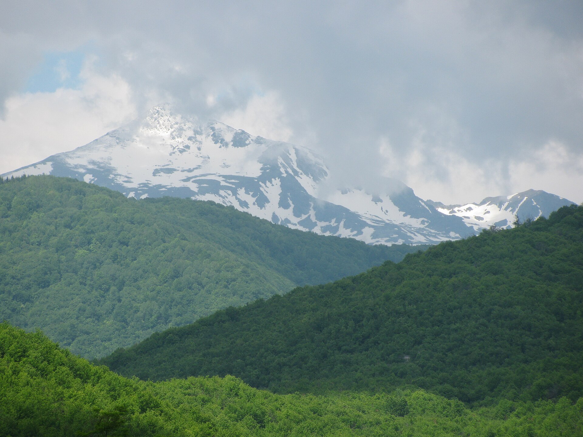 Gjeravica summit view