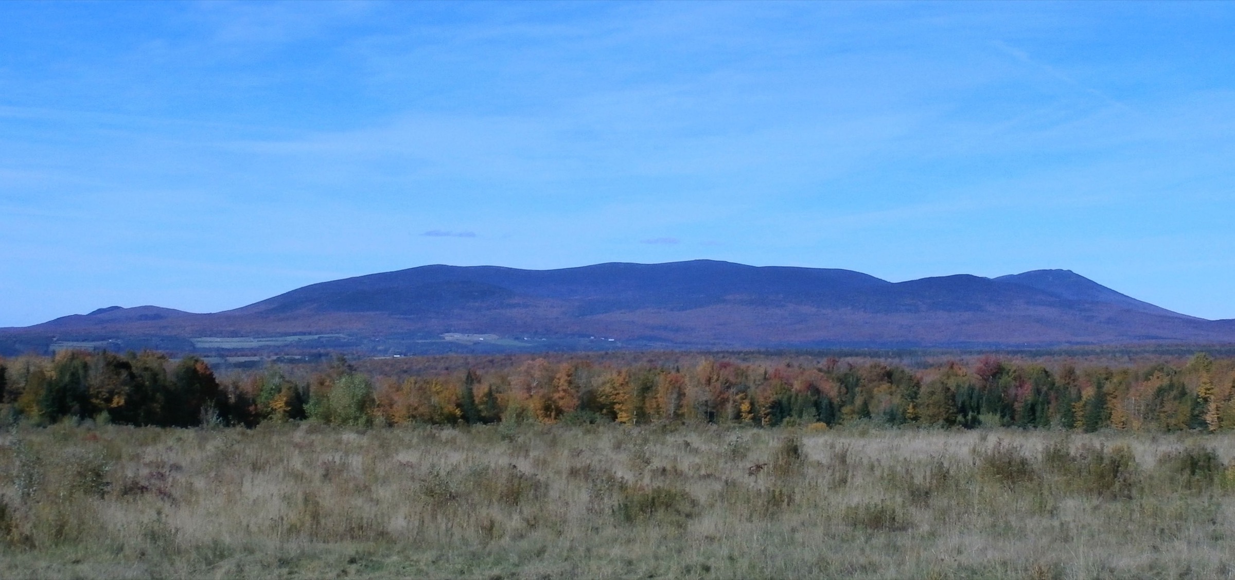 Canada — Mont-Mégantic / Mégantic Hills (Québec): Essential Day-Hikes