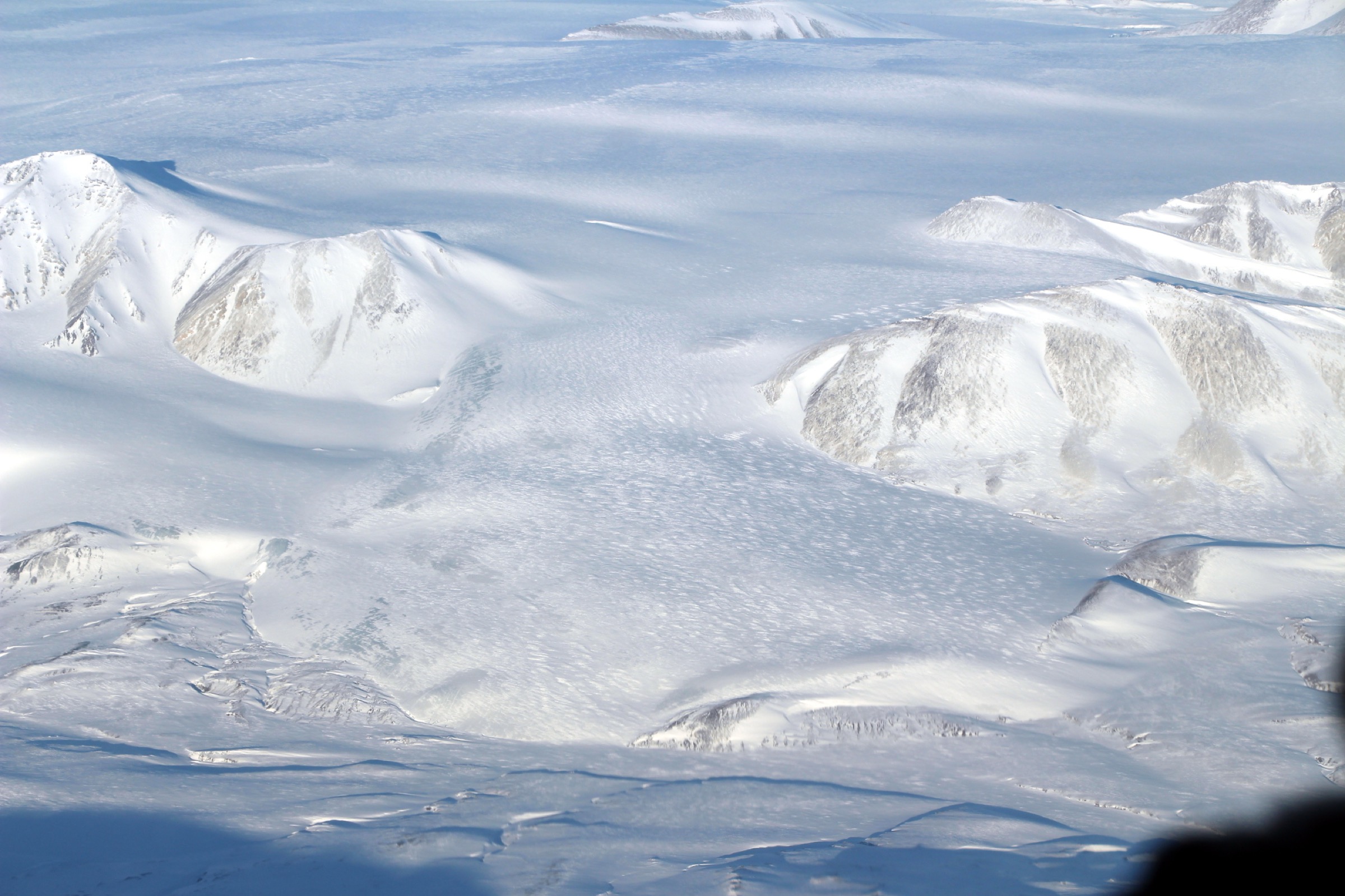 Canada — Arctic Cordillera: Axel Heiberg Island ranges