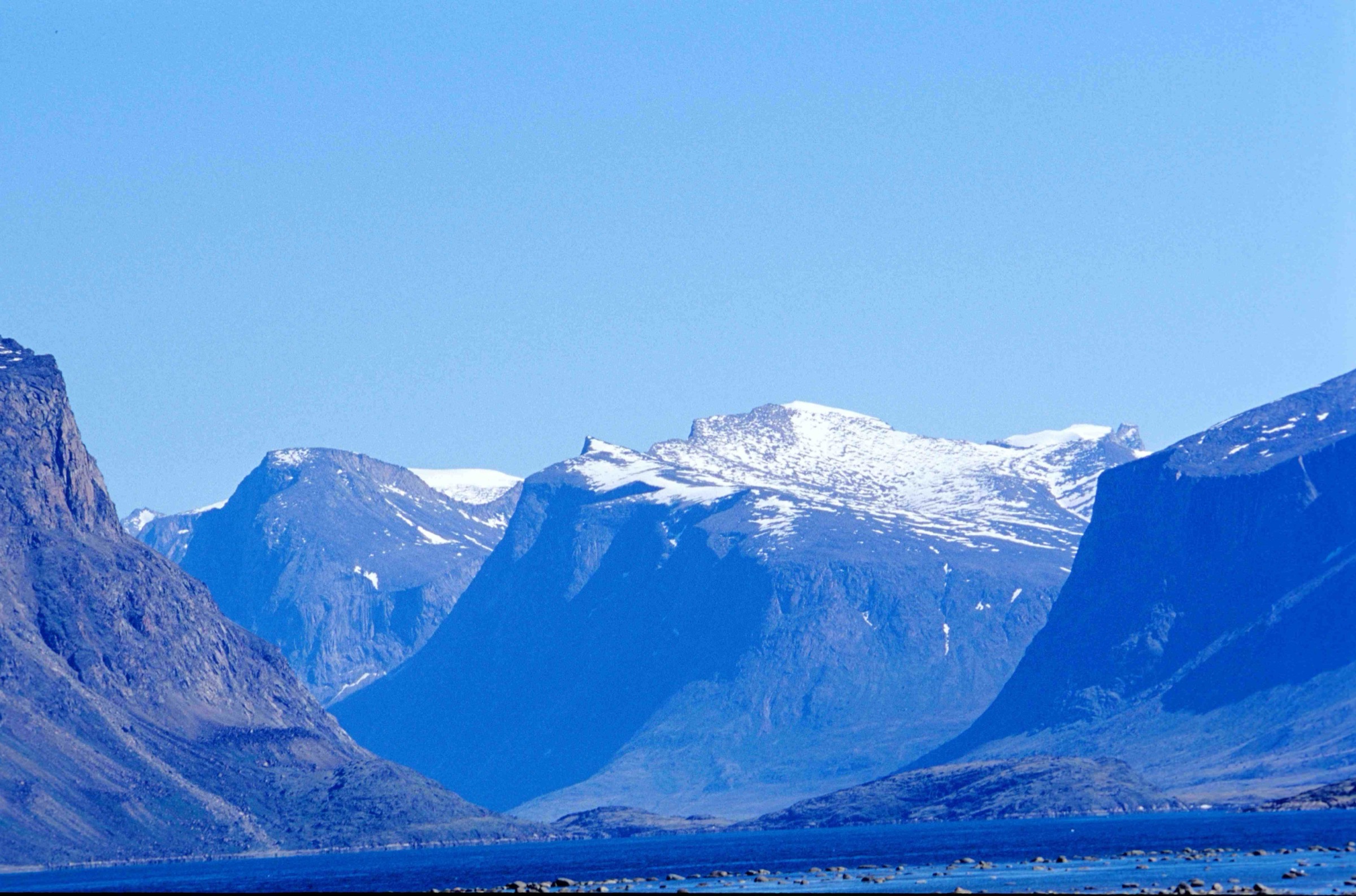 Canada — Baffin Island Mountains: Cumberland Peninsula