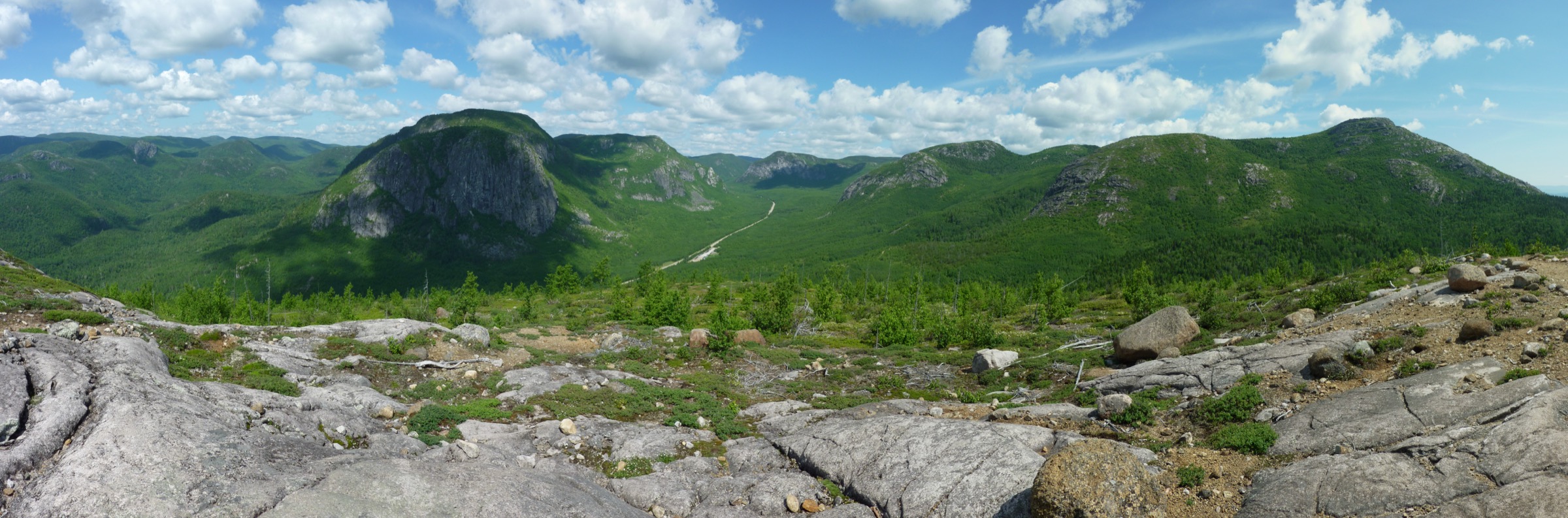 Panoramic view from the La Chouenne cliff-edge belvedere over the Gouffre valley