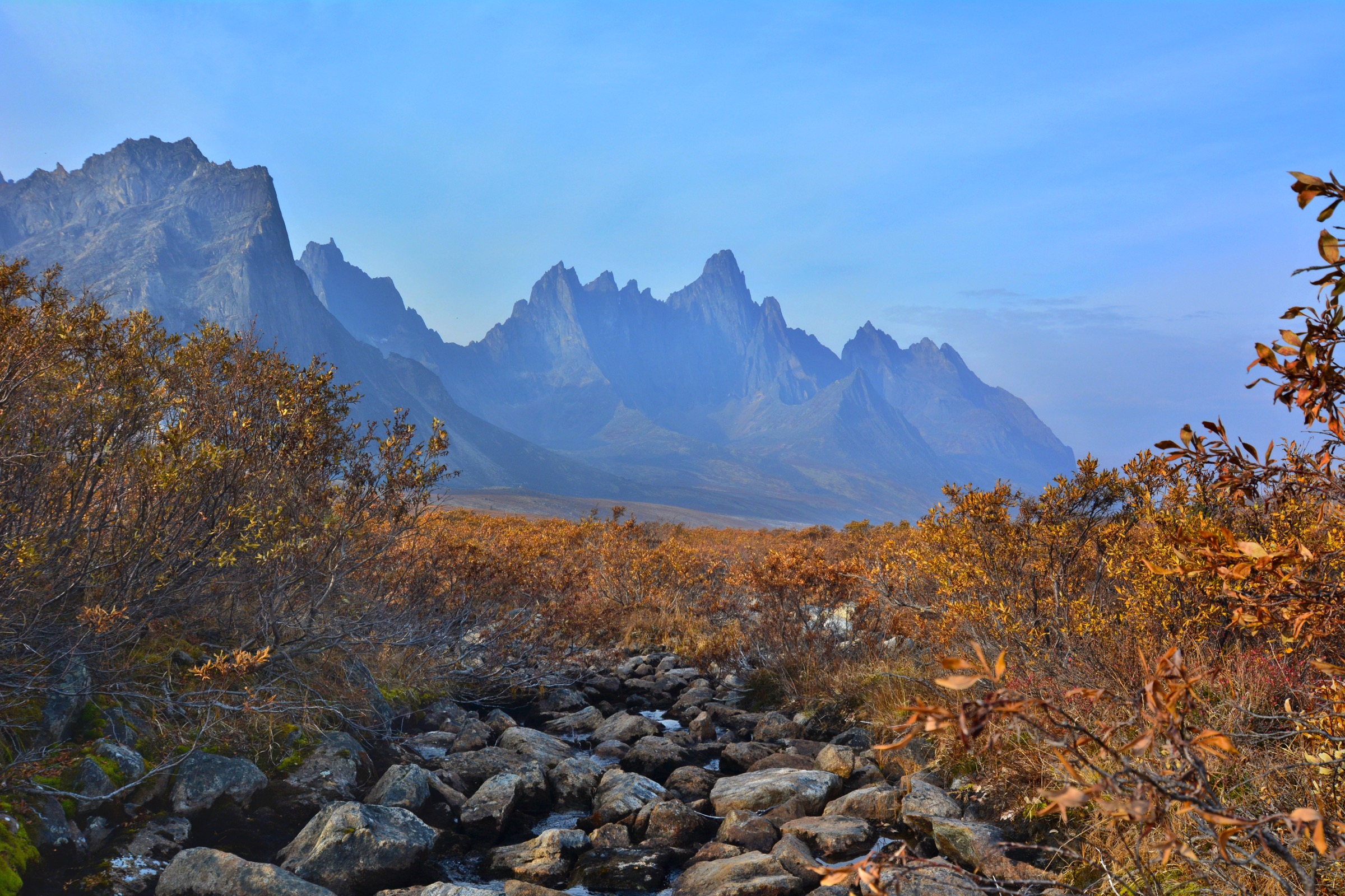 Canada — Tombstone Range (Yukon): Essential Day-Hikes