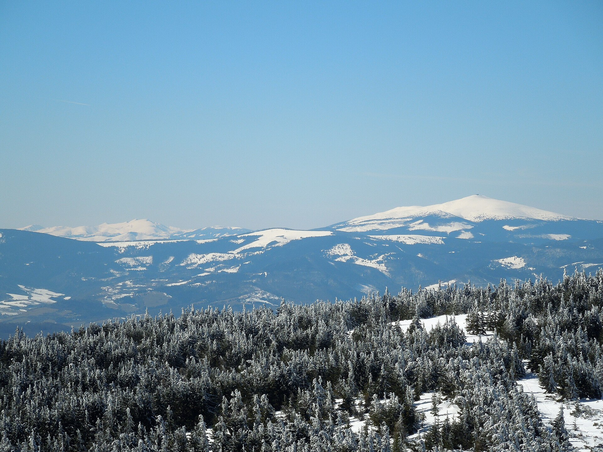 Kráľova hoľa summit landscape