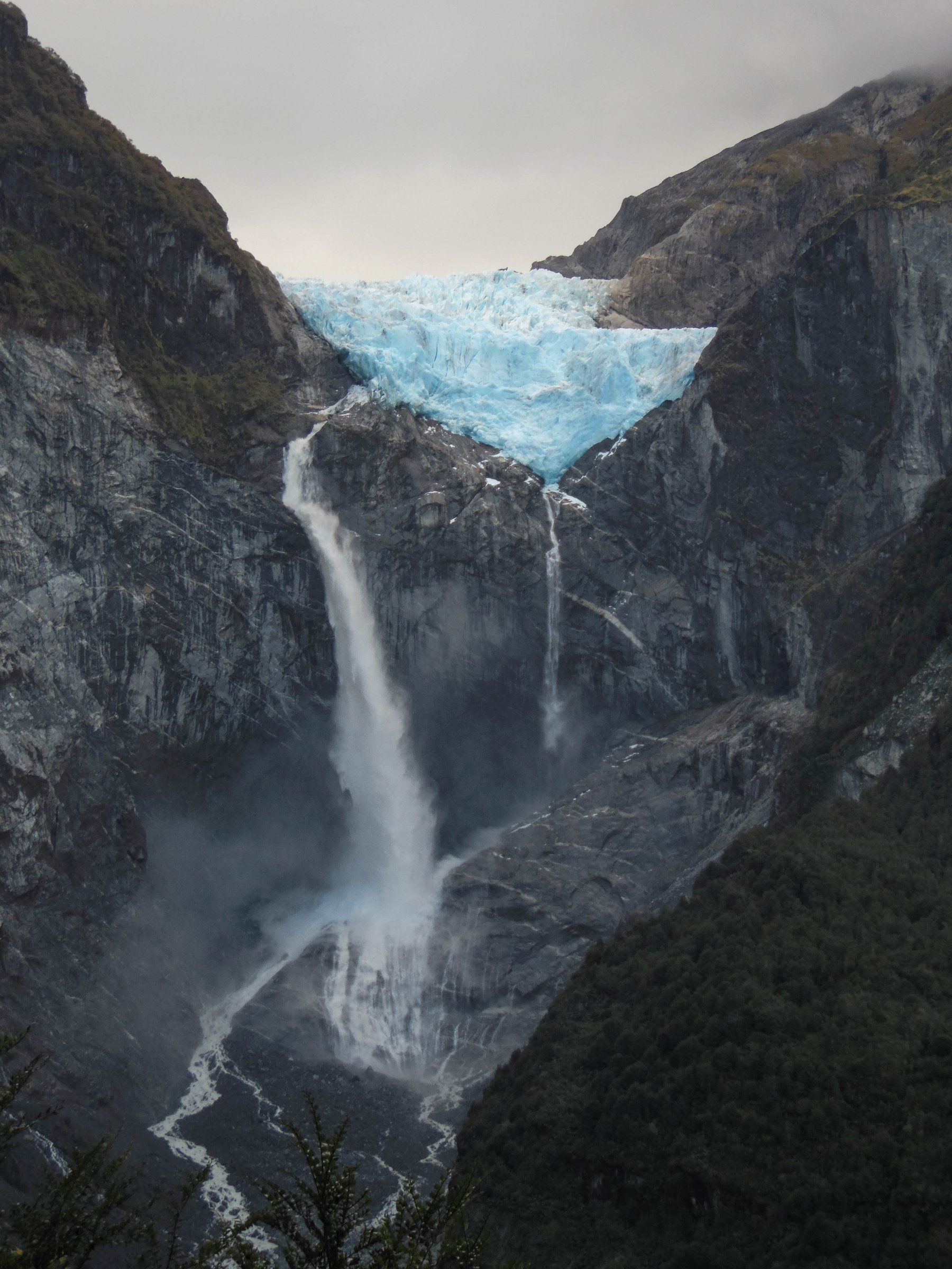Ventisquero Colgante and Laguna Témpanos, Parque Nacional Queulat