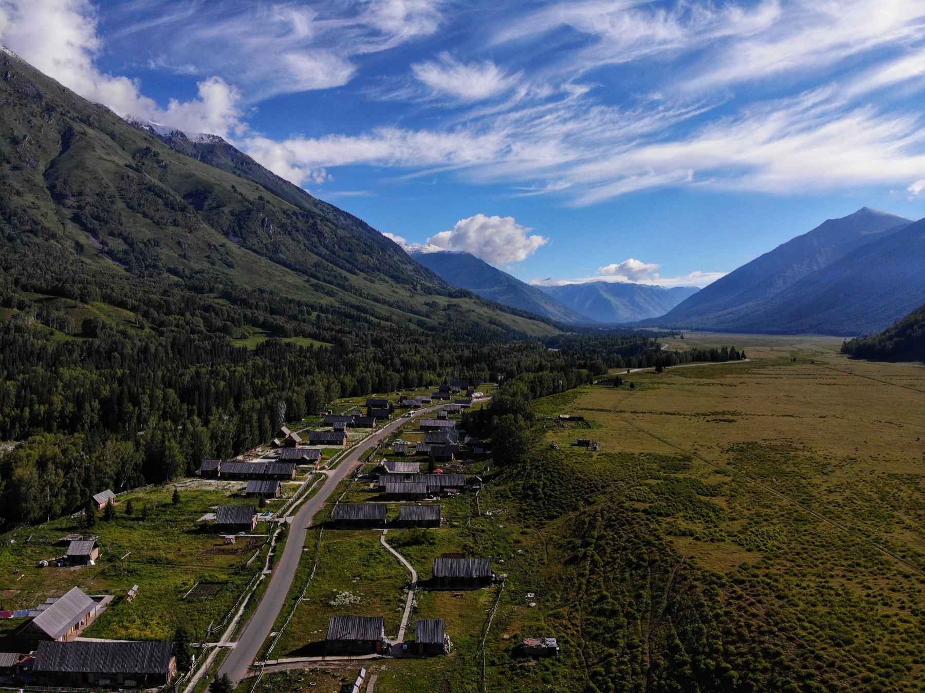 Hemu New Village, Chinese Altai