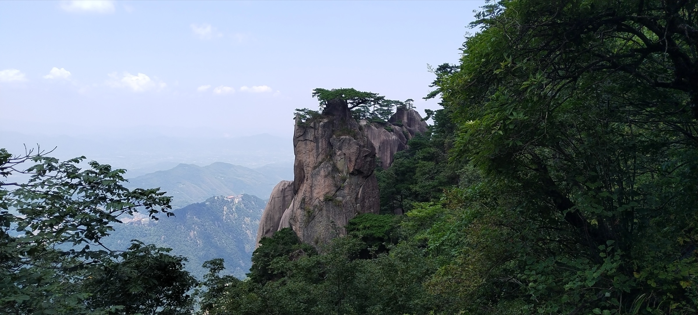 China — Jiuhua Shan, Anhui: essential day hikes
