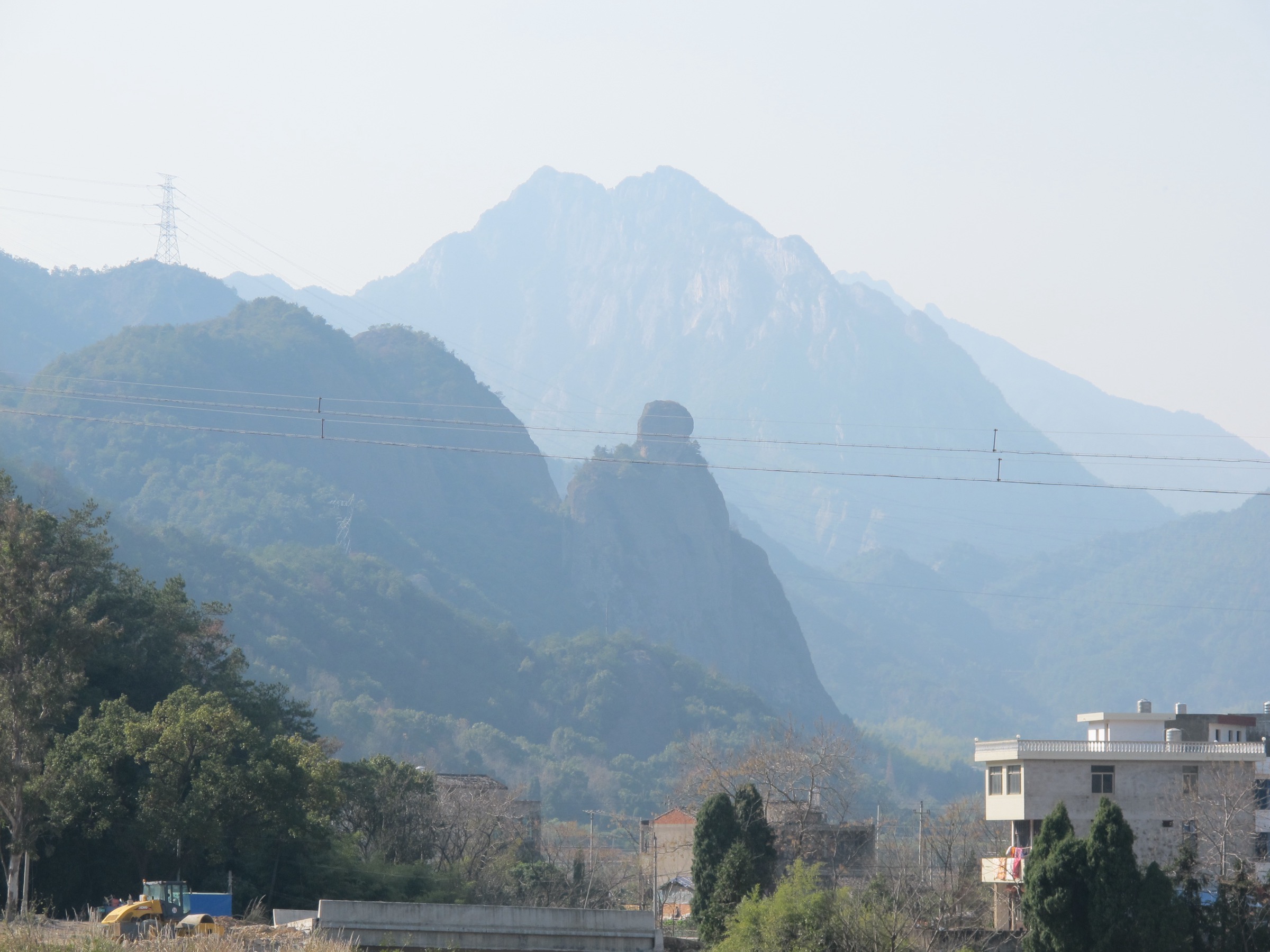 China — Yandang Shan Region, Zhejiang: Essential Day-Hikes