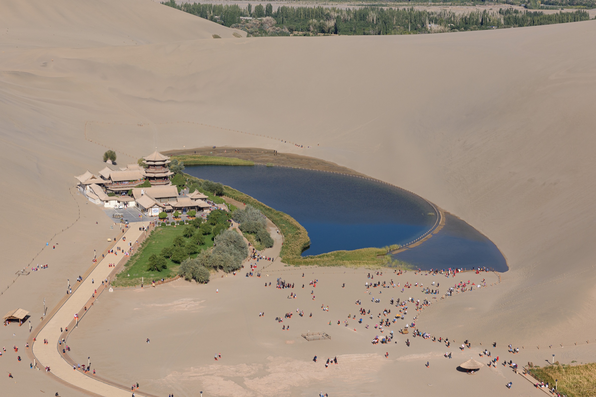 China — Dunhuang–Aksay western Qilian: five essential day hikes