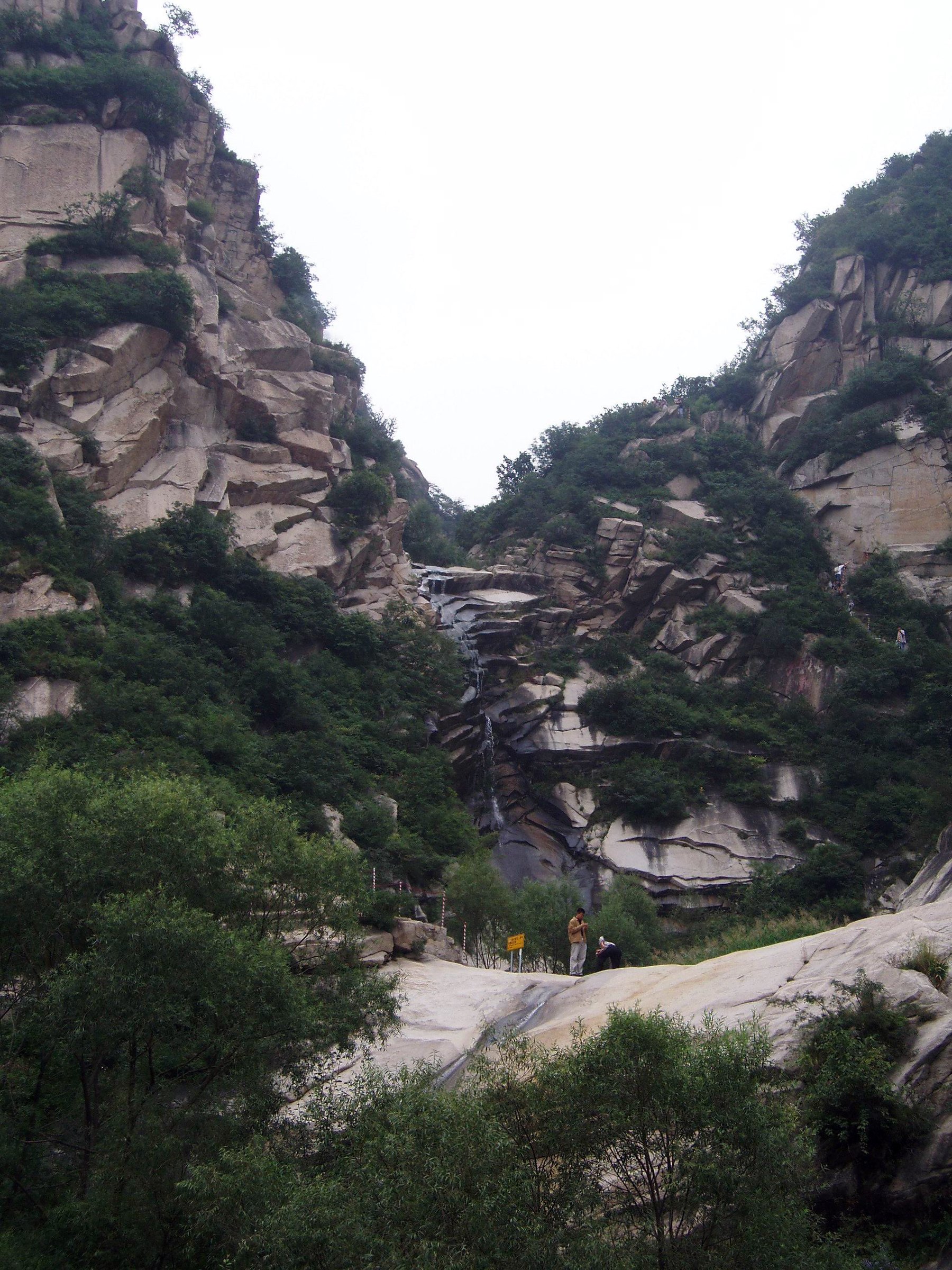 China — Taihang Mountains, Baishi / Laiyuan: Essential Day-Hikes