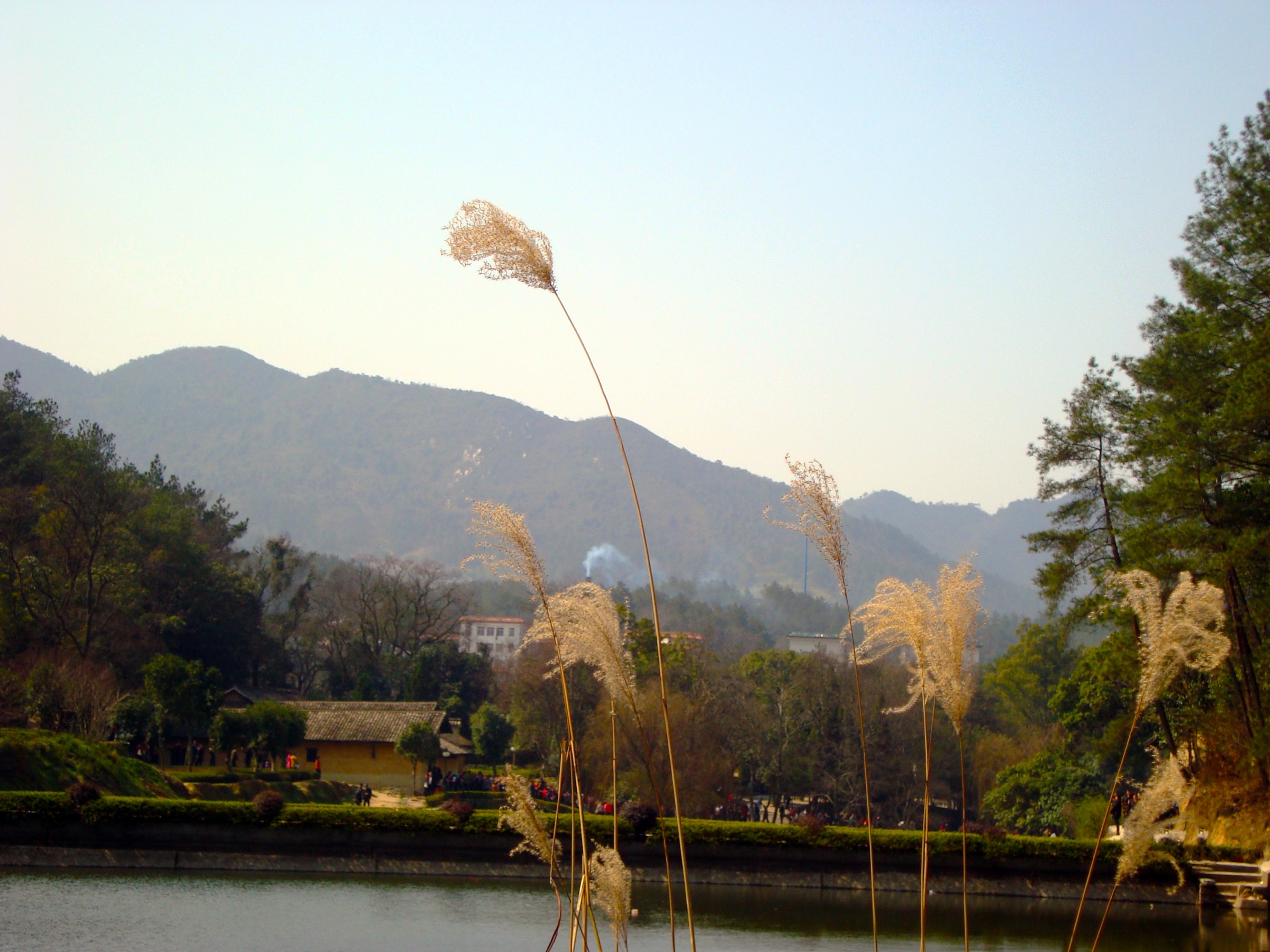 Mao Zedong's former residence at the foot of Shaofeng Peak