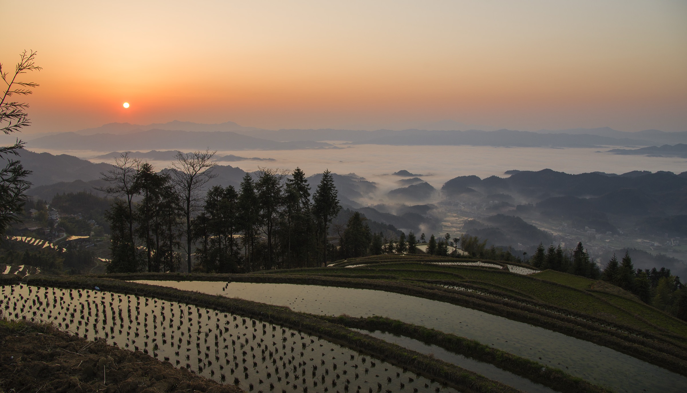 China — Central Hunan uplands: five essential day hikes