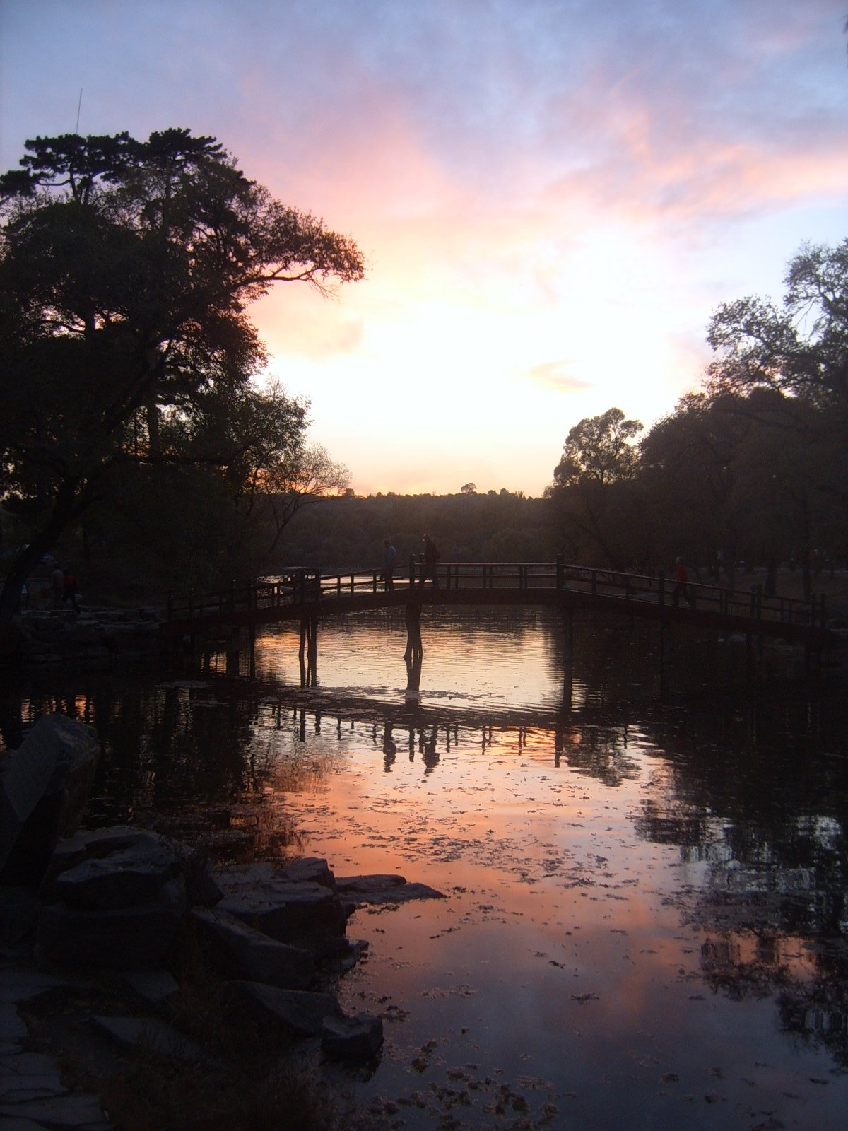 China — Yanshan Mountains, Chengde / Rehe: Essential Day-Hikes