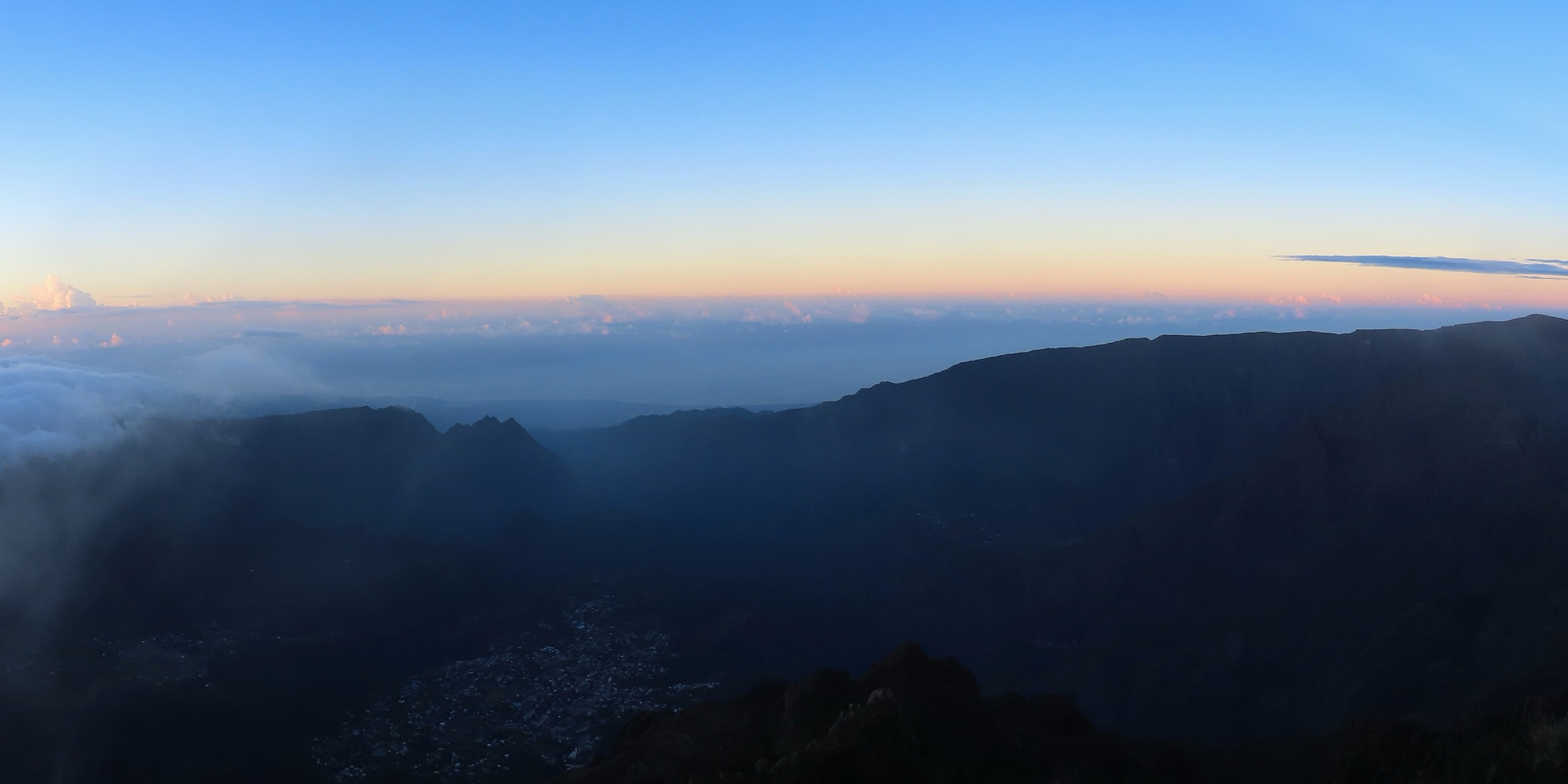 Réunion — Cirque de Cilaos: essential day-hikes