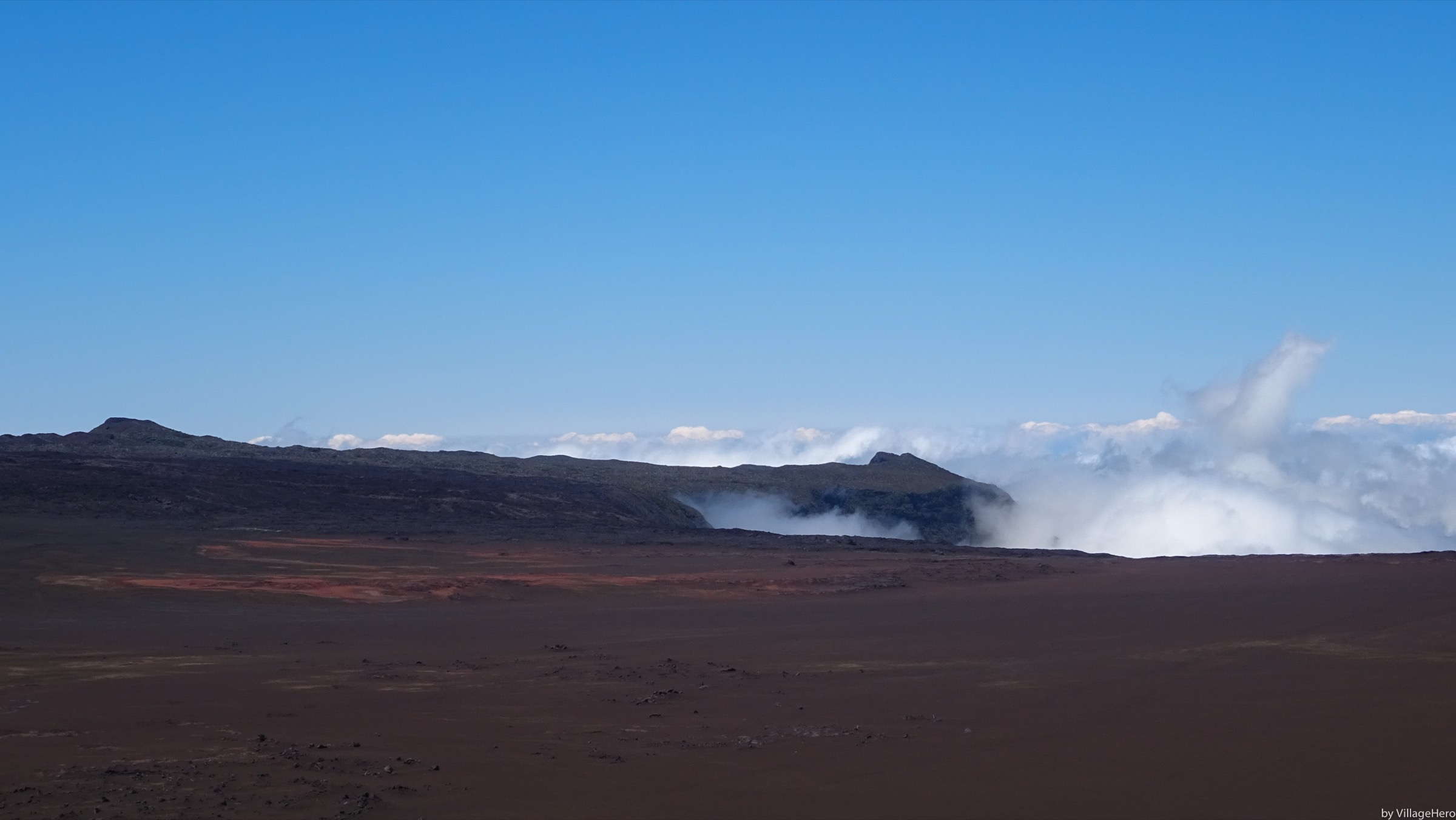 Lunar landscape of the Plaine des Sables on the route to Pas de Bellecombe-Jacob