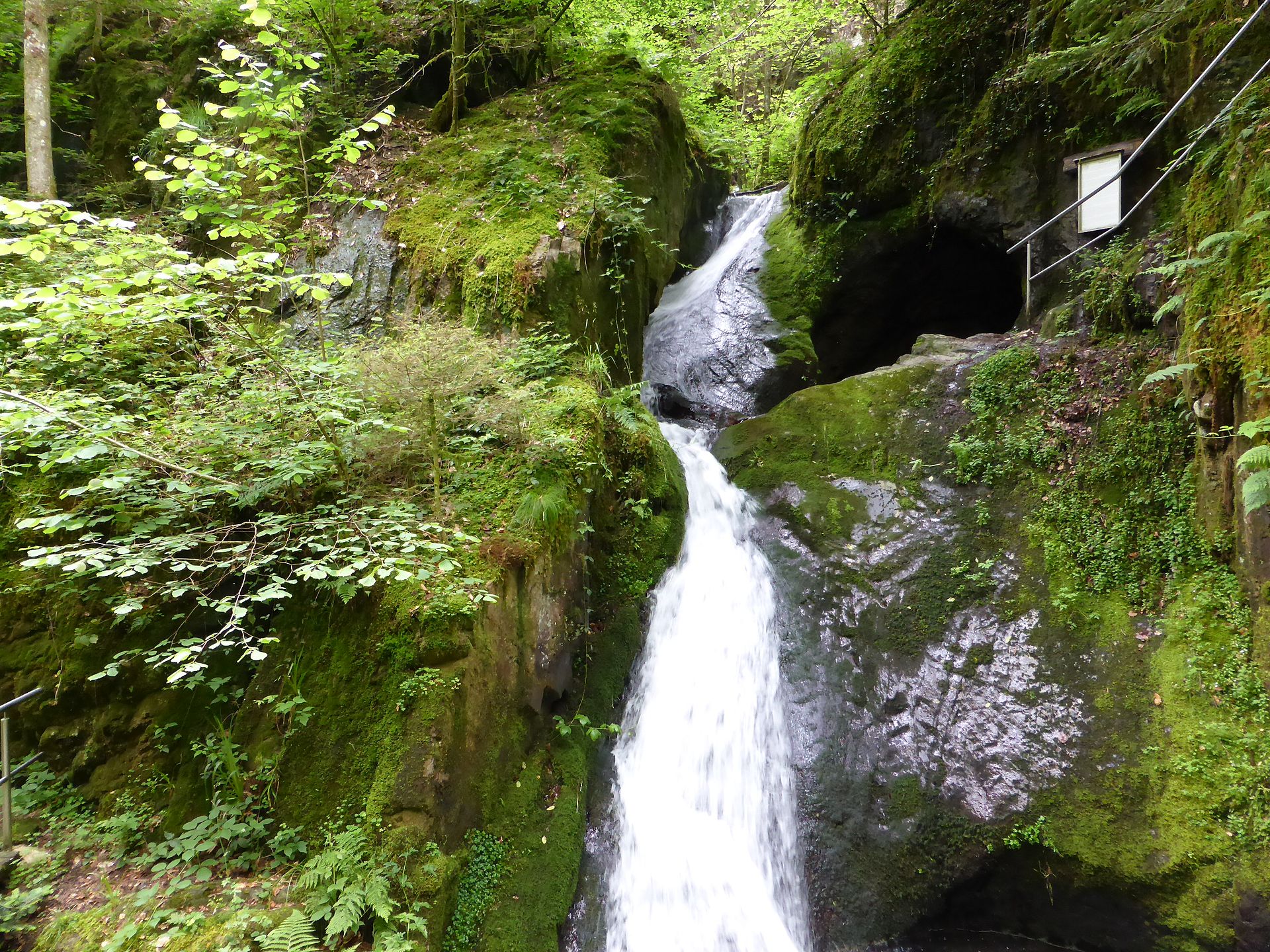 Edelfrauengrab waterfalls on the Karlsruher Grat route