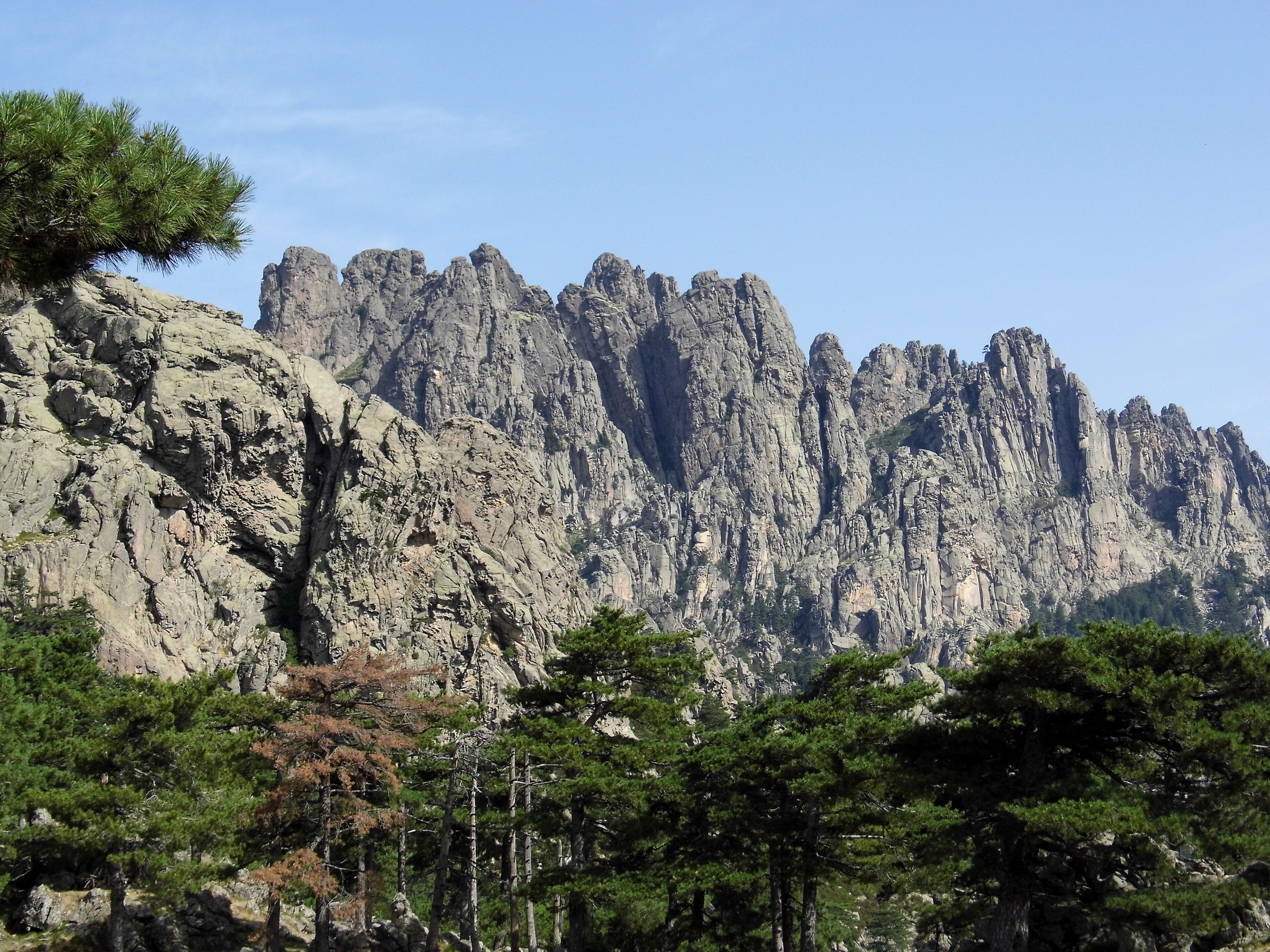 Granite spires of the Aiguilles de Bavella above the southern GR20 stages