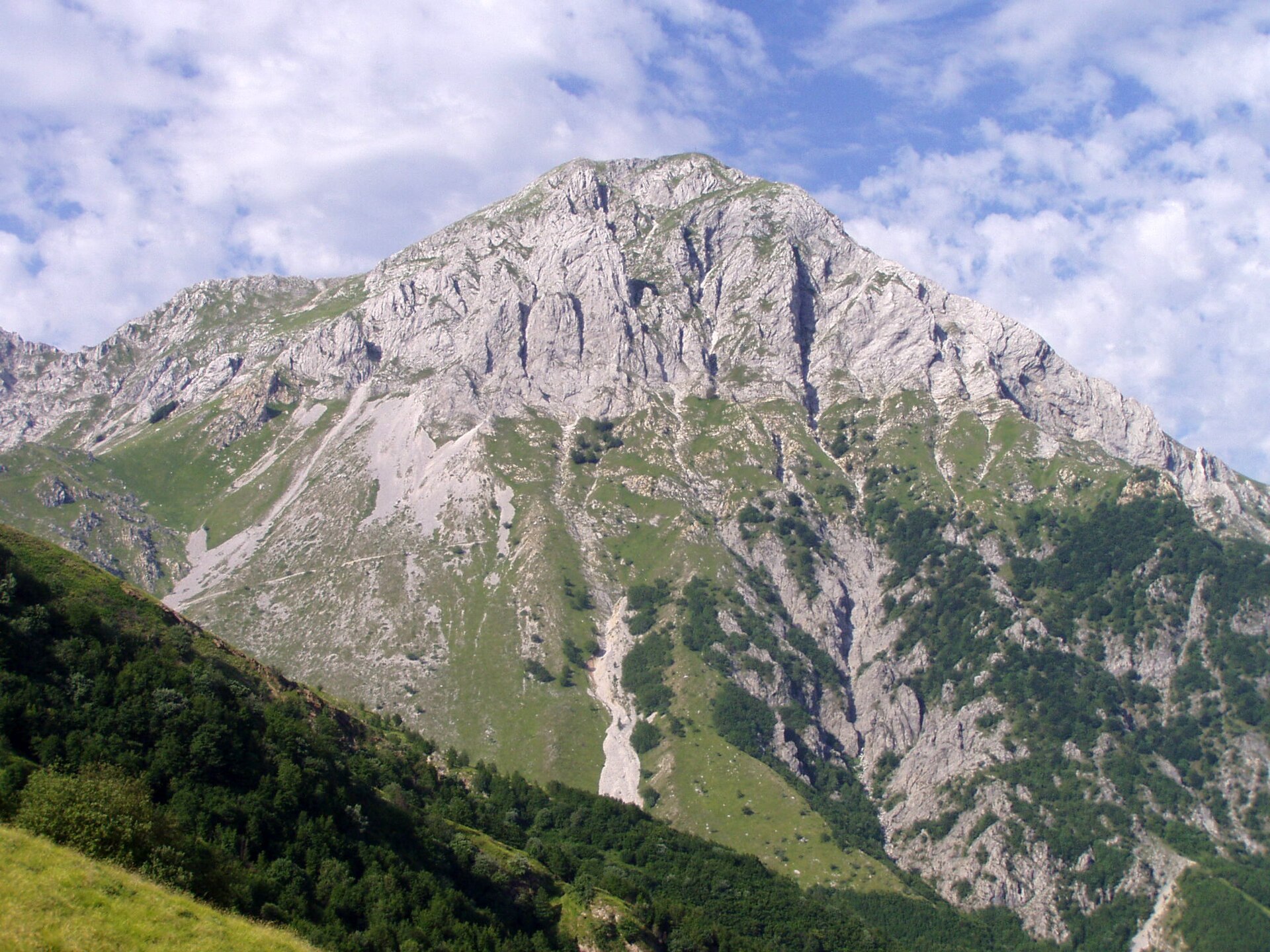 Italy — Northern Apennines and Apuan Alps