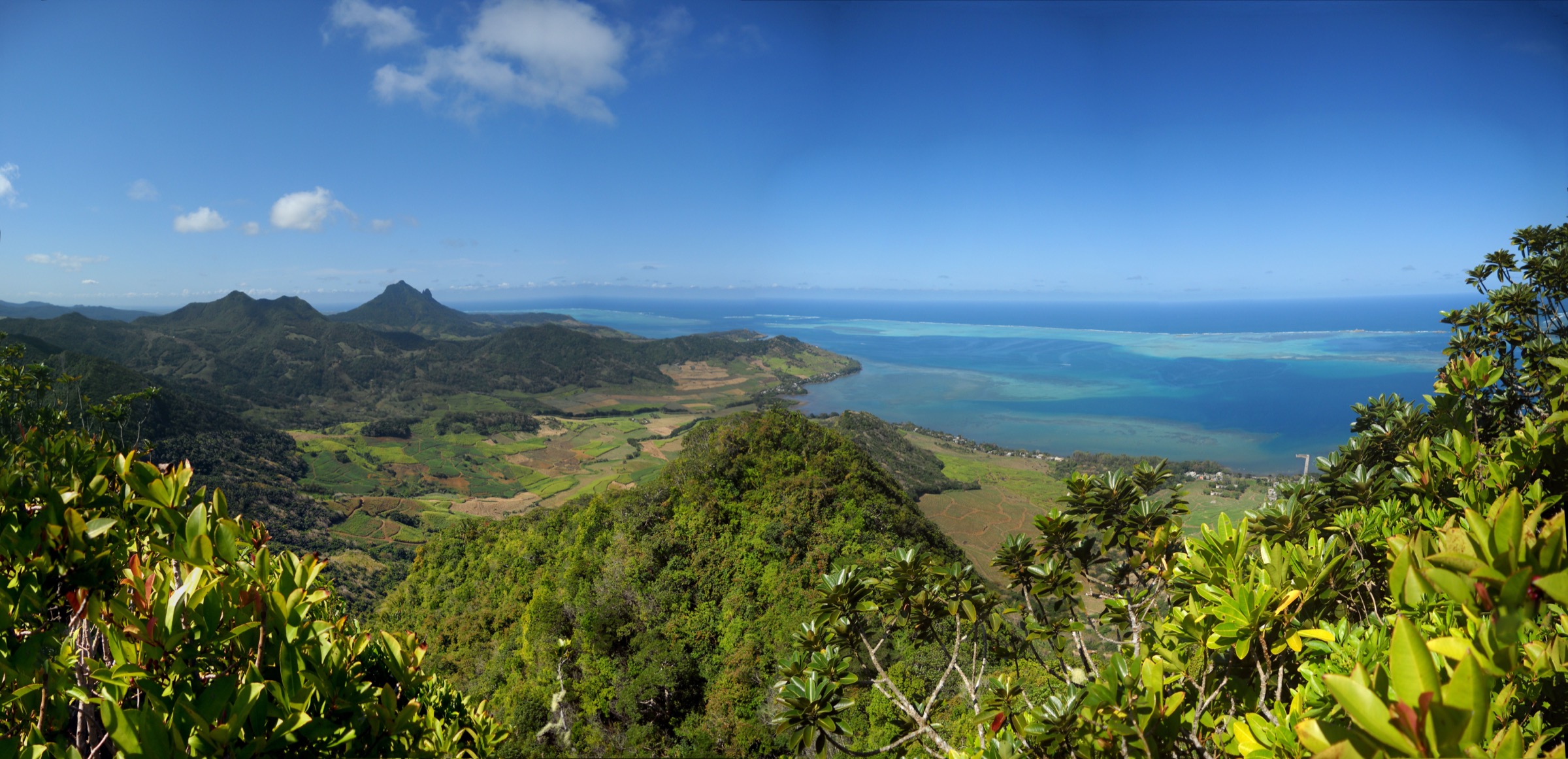 Mauritius — Bambous Mountains: Essential Day-Hikes