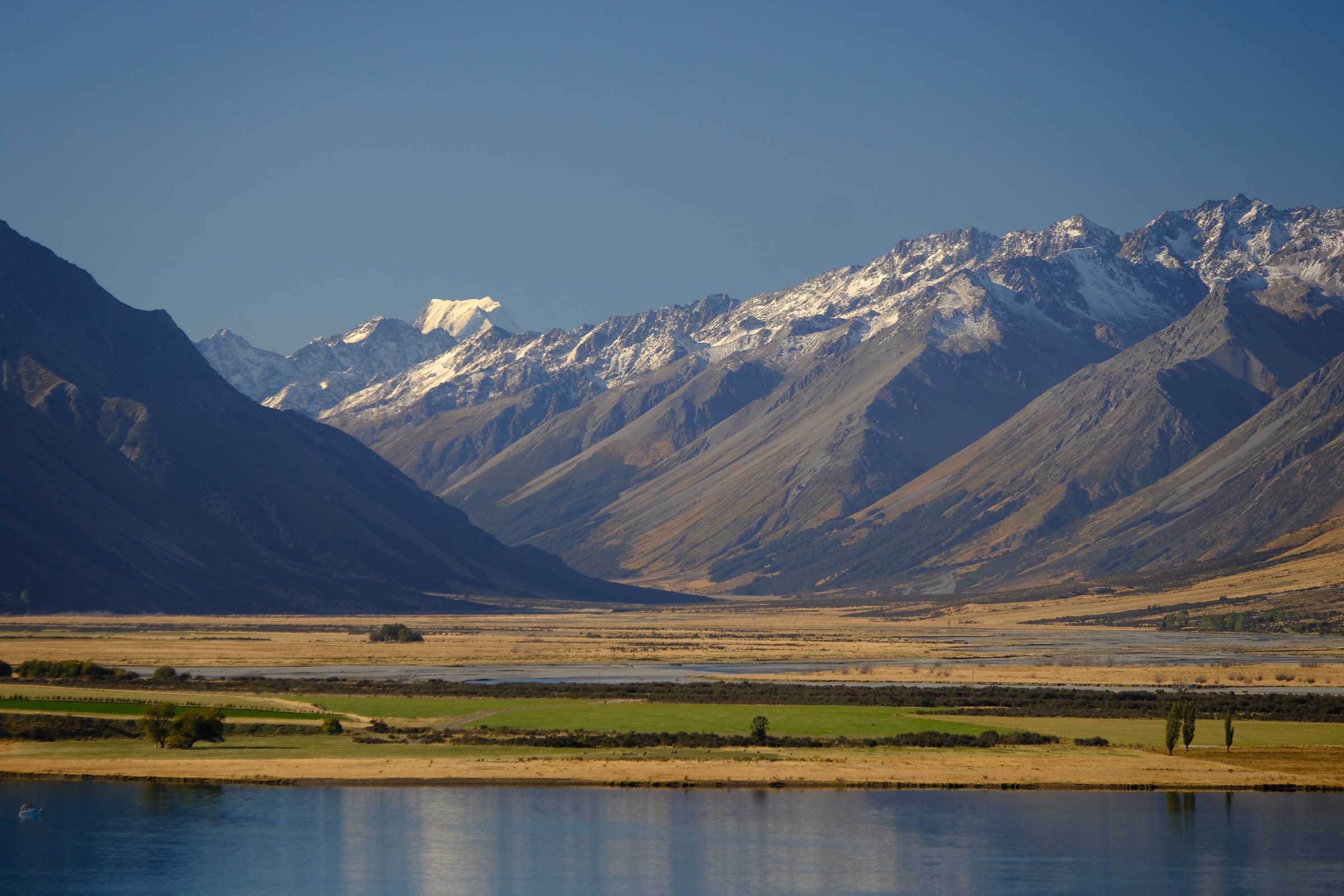 New Zealand — Ben Ohau Range: Essential Day-Hikes