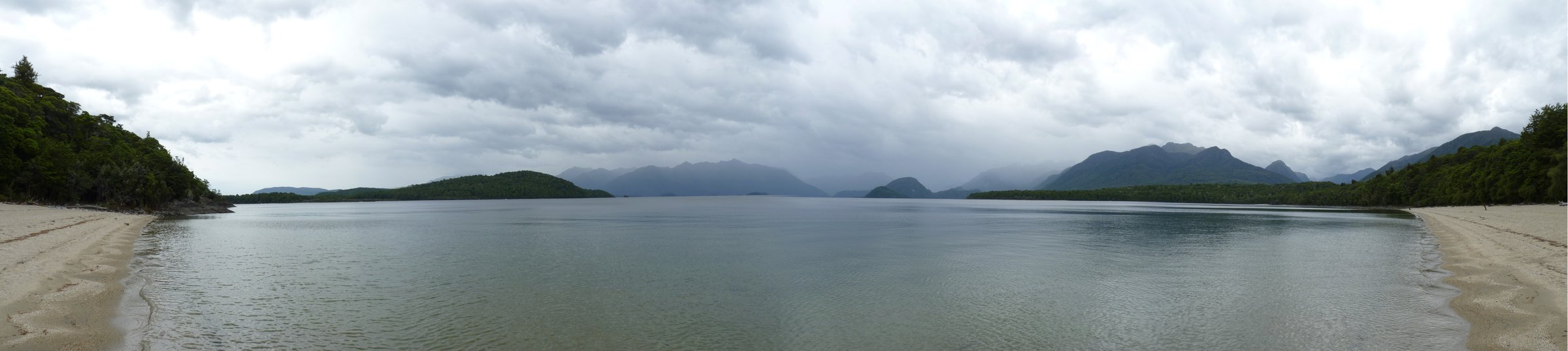 New Zealand — Hunter Mountains: Essential Day-Hikes
