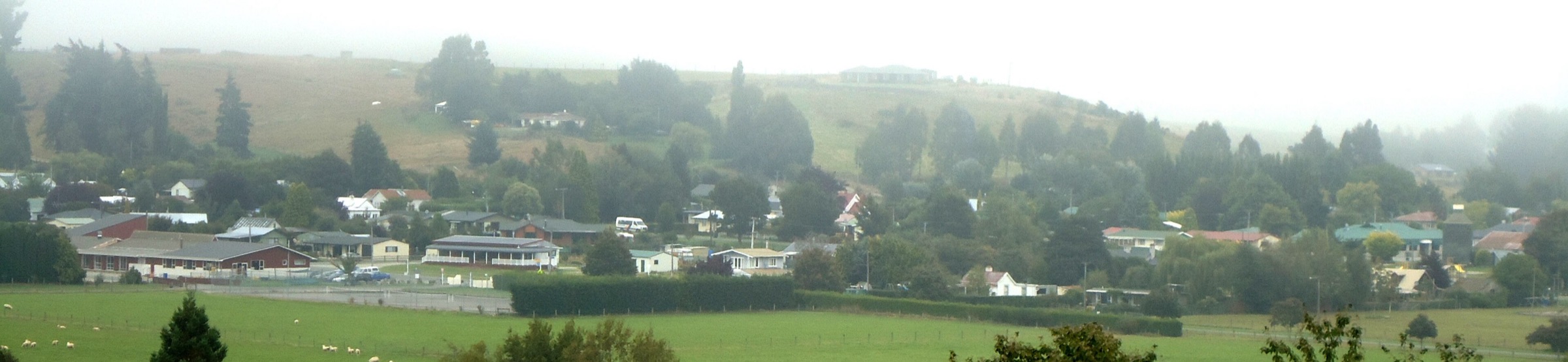 Waikaia township on a foggy morning, southern access base for the Piano Flat walks, Southland, New Zealand