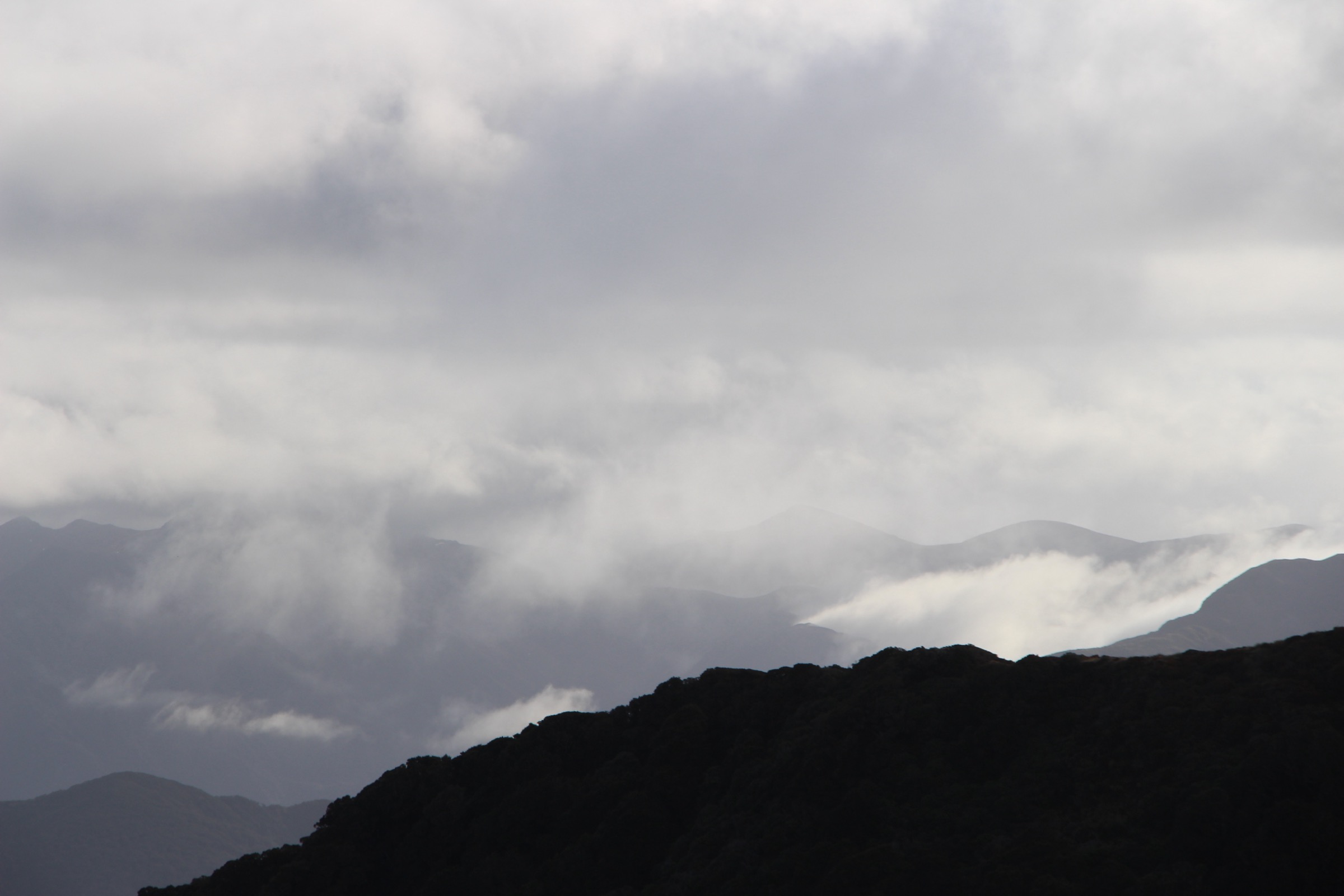 View from Rocky Lookout across the Atiwhakatu valley to the Holdsworth ridge