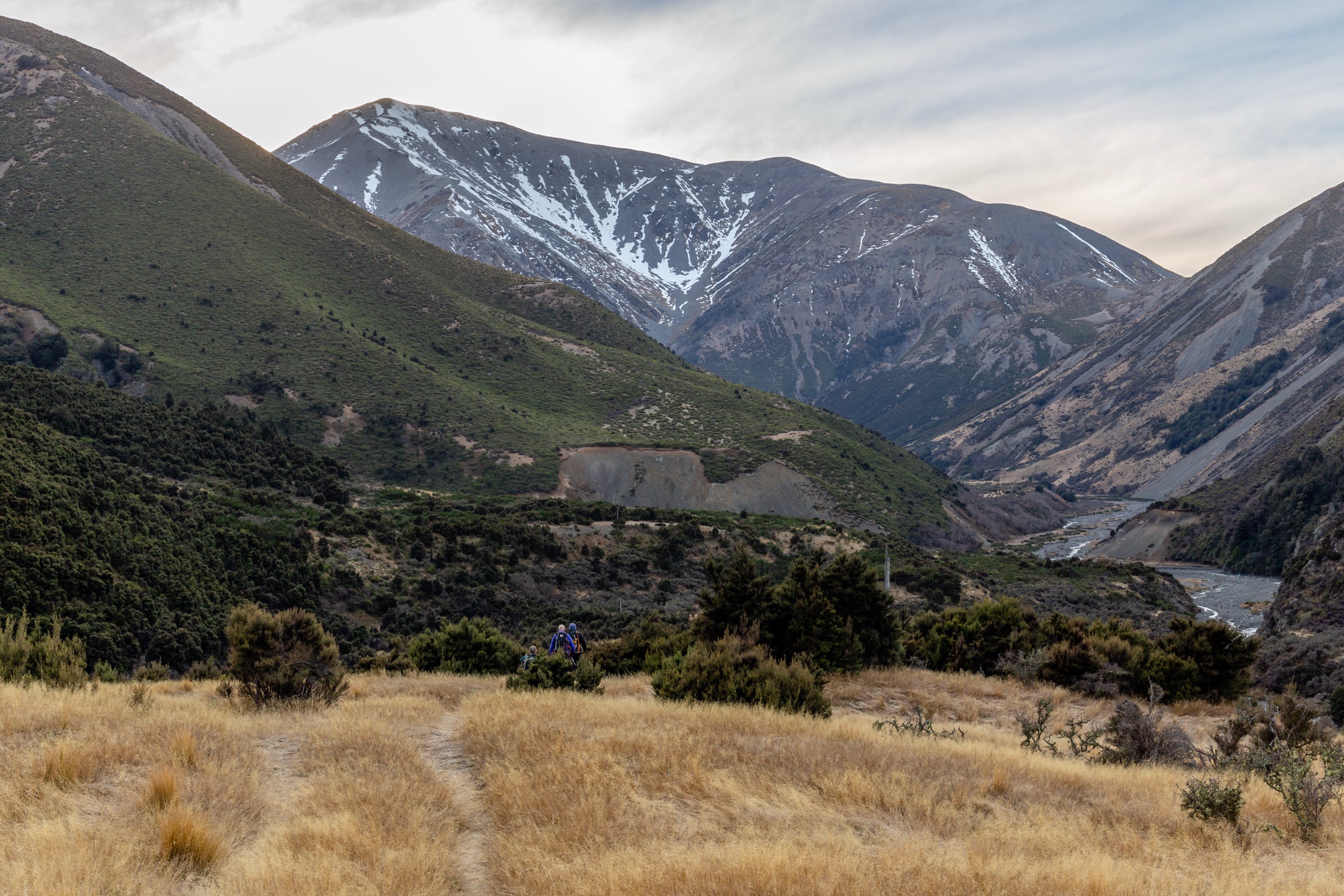 New Zealand — Torlesse Range: Mount Torlesse Area Essential Day-Hikes