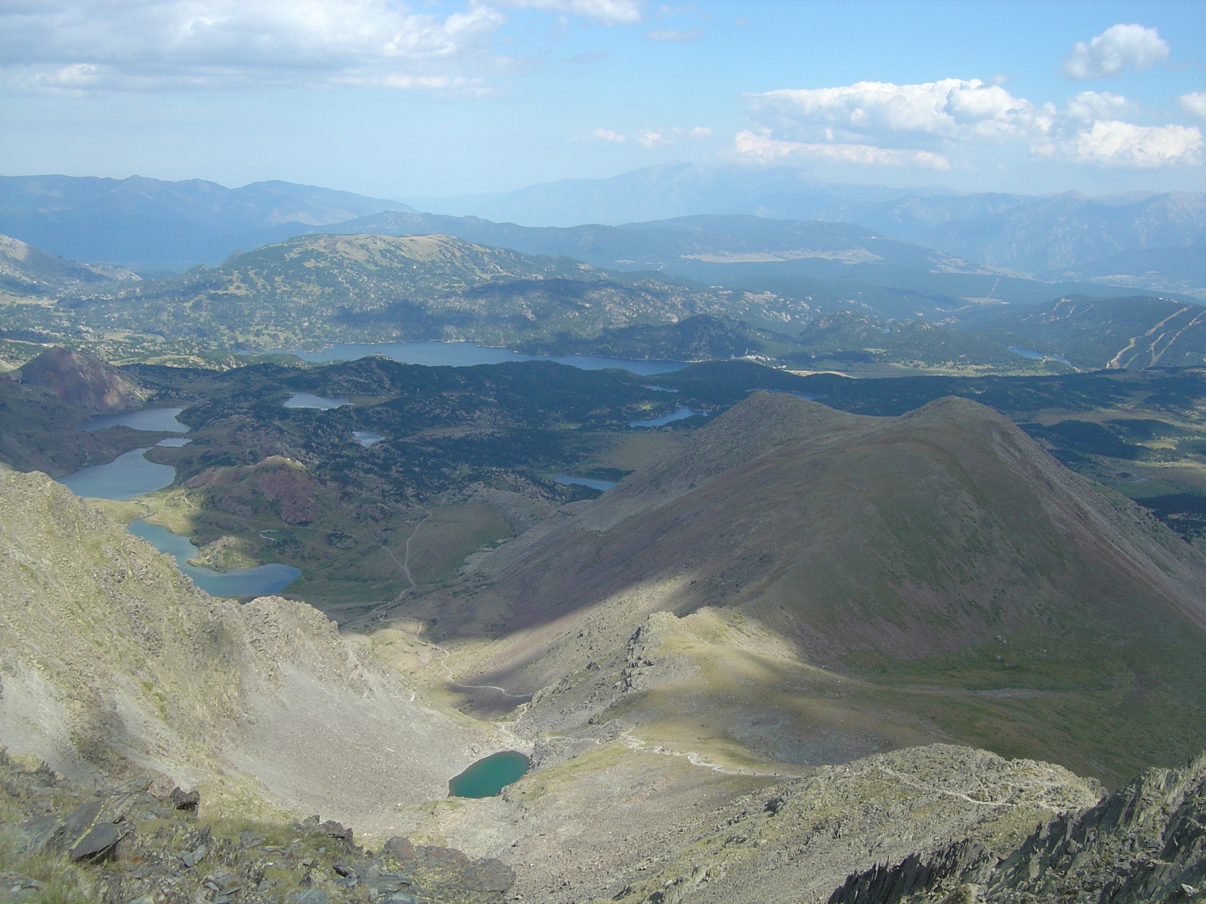 Pyrenees — Catalan, Andorran and Eastern: Essential Day-Hikes