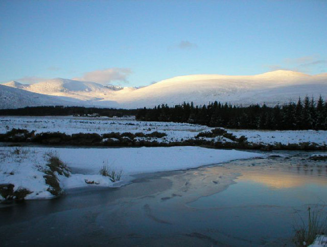 Toward Lochnagar from Glen Muick
