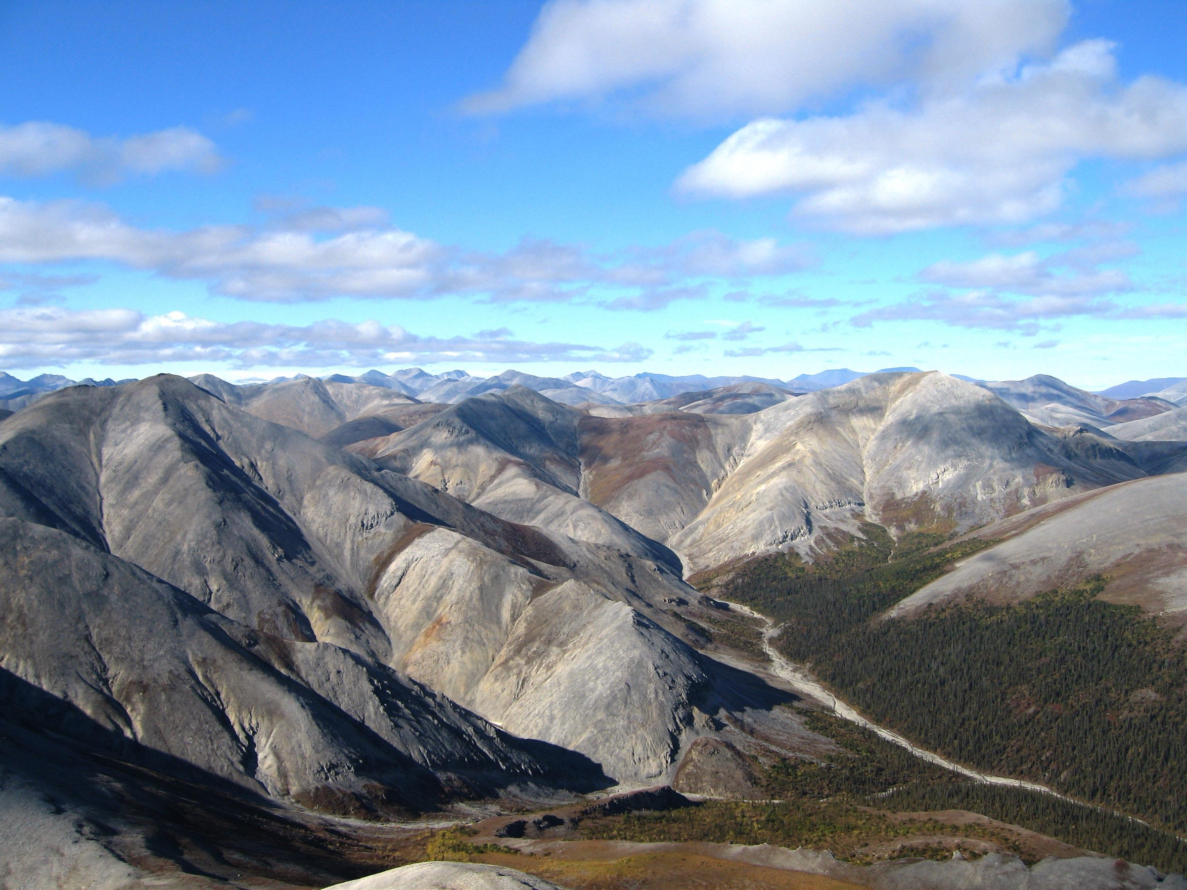 Coastal tundra and low mountains of the Western Arctic National Parklands