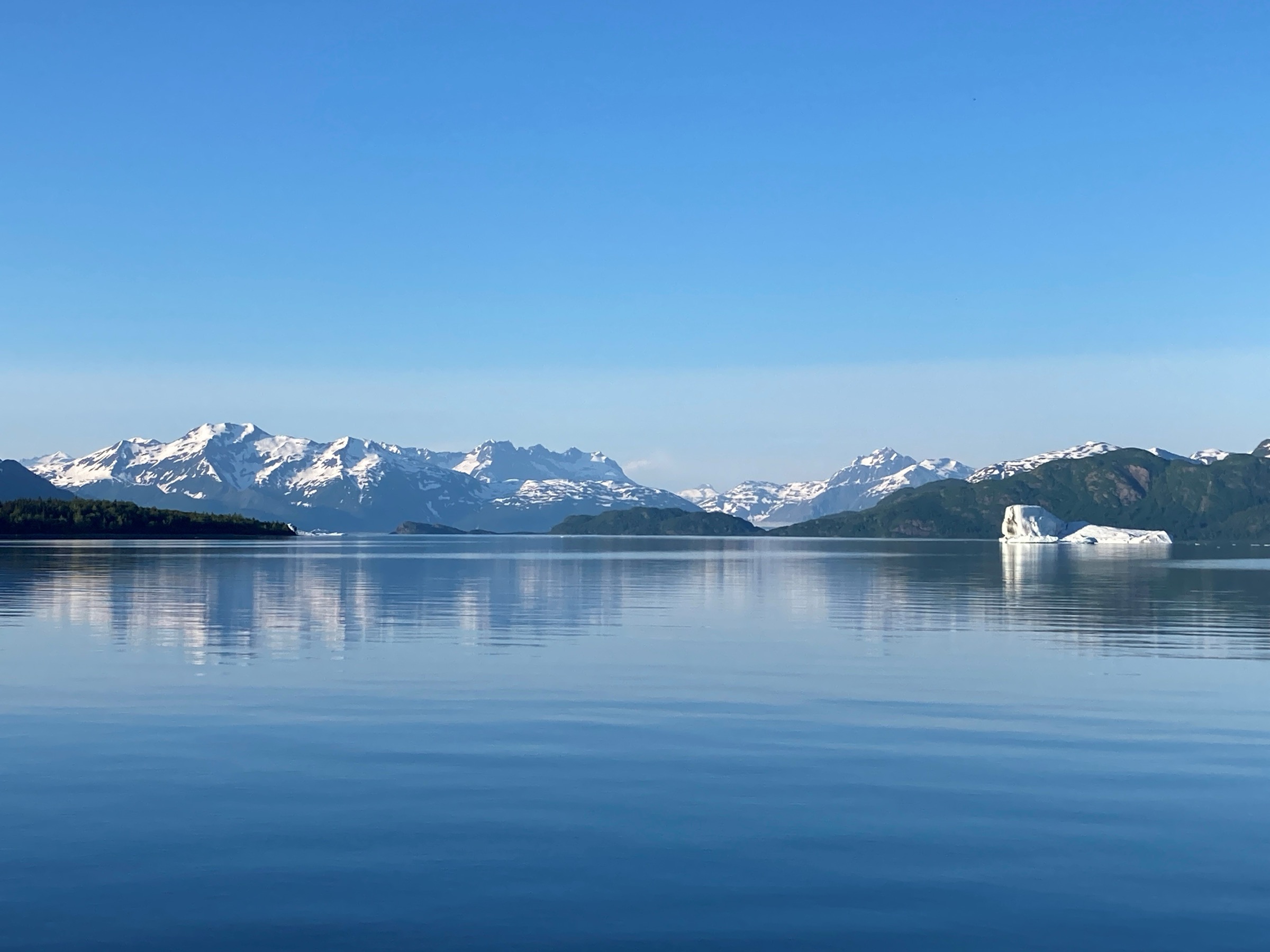 USA — St Elias Mountains: essential day-hikes