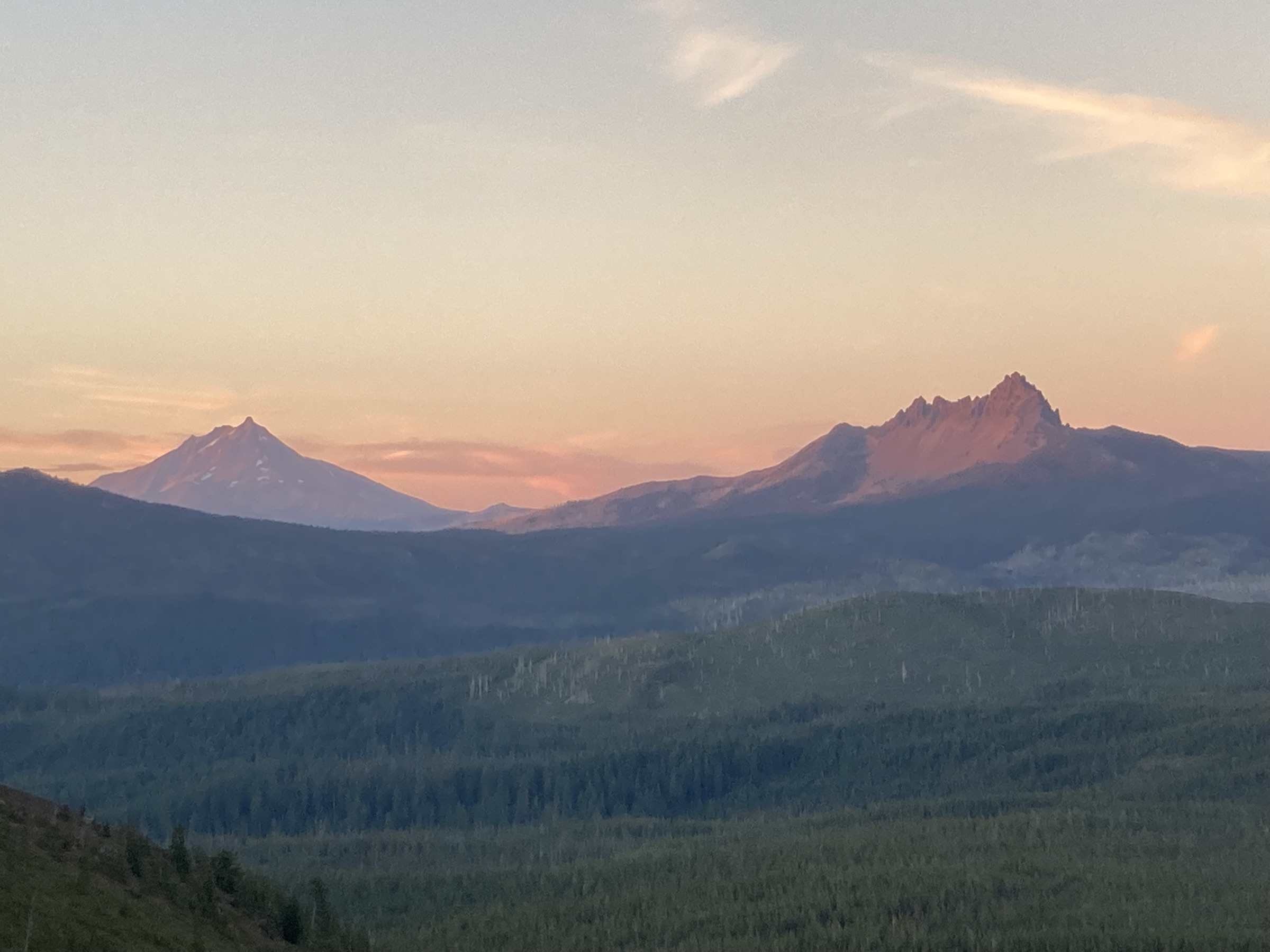 USA — Oregon Cascades: Jefferson & Three Fingered Jack