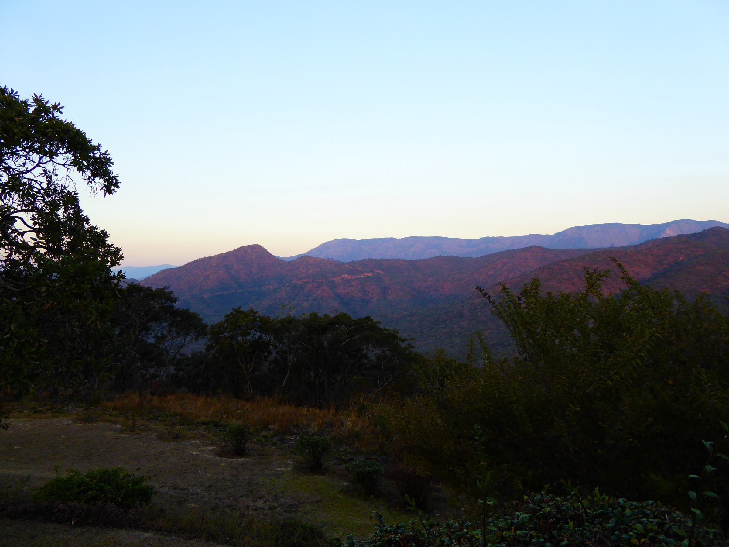 Zimbabwe — Eastern Highlands / Bvumba Mountains: Essential Day-Hikes